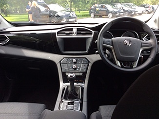 2016-MG-GS-interior.jpg