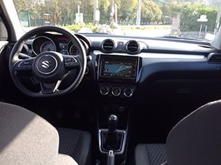 2017-Suzuki-Swift-interior.jpg